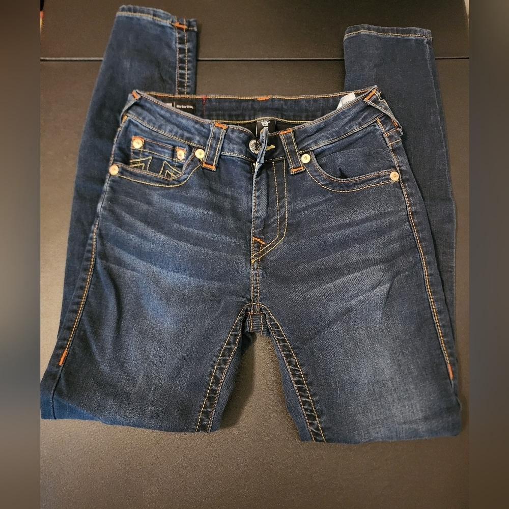 Preowned True Religion, size 27, Jennie curvy,‎ mid rise skinny jeans